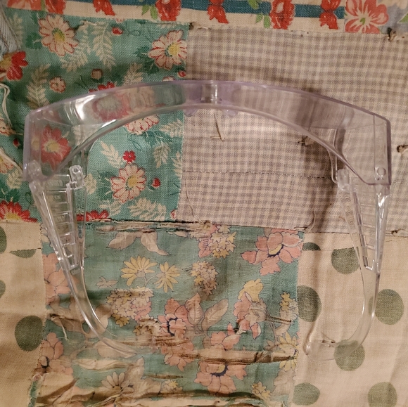 Large Clear Safety Glasses - Picture 2 of 5
